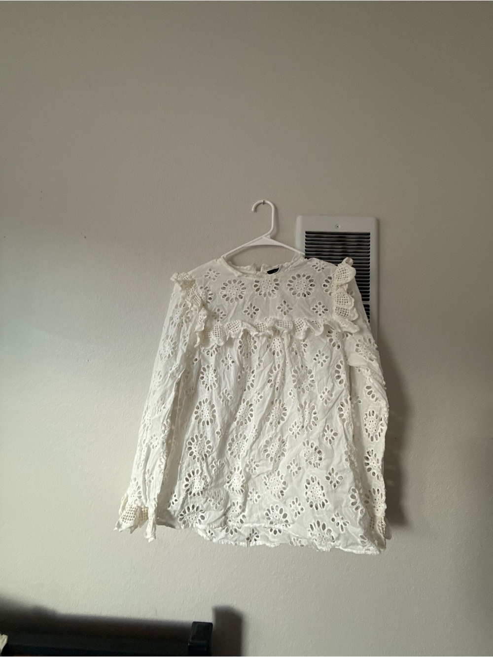 Zara White Eyelet Lace Ruffle Blouse
